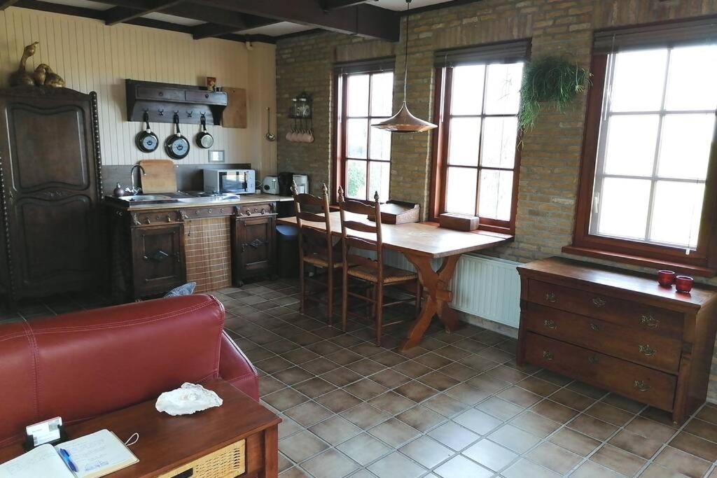 The Cottage - 2 Persoons Cottage Nabij Strand En Meer Zonnemaire Esterno foto