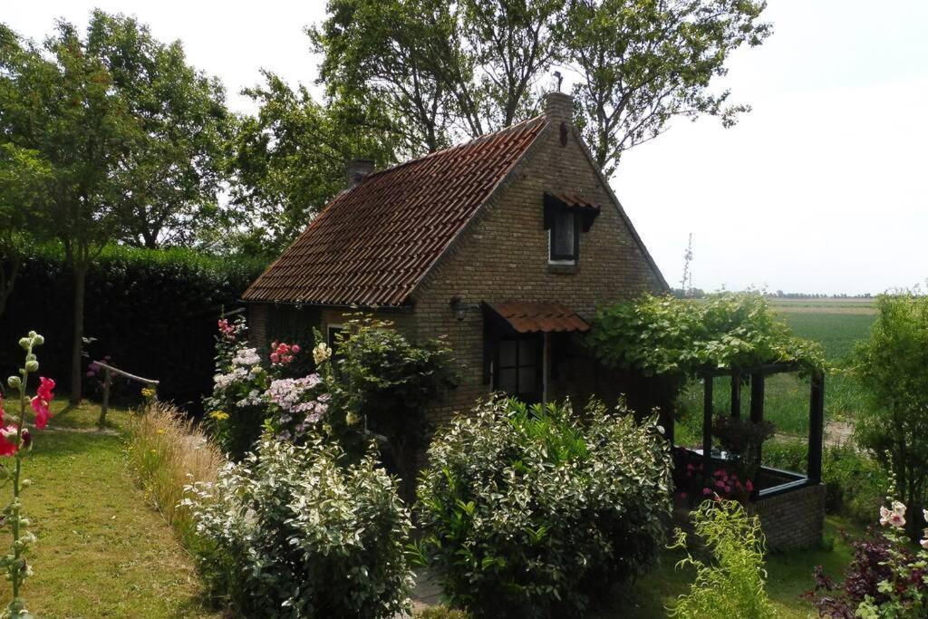 The Cottage - 2 Persoons Cottage Nabij Strand En Meer Zonnemaire Esterno foto