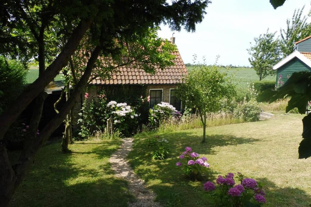 The Cottage - 2 Persoons Cottage Nabij Strand En Meer Zonnemaire Esterno foto