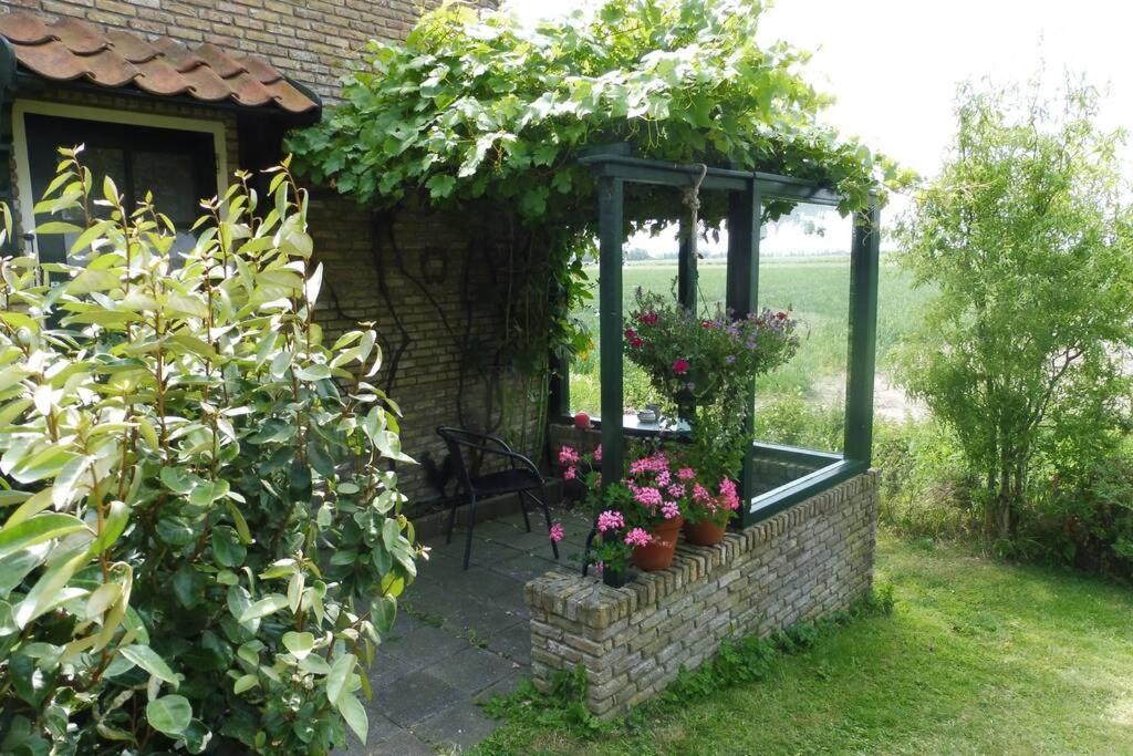 The Cottage - 2 Persoons Cottage Nabij Strand En Meer Zonnemaire Esterno foto